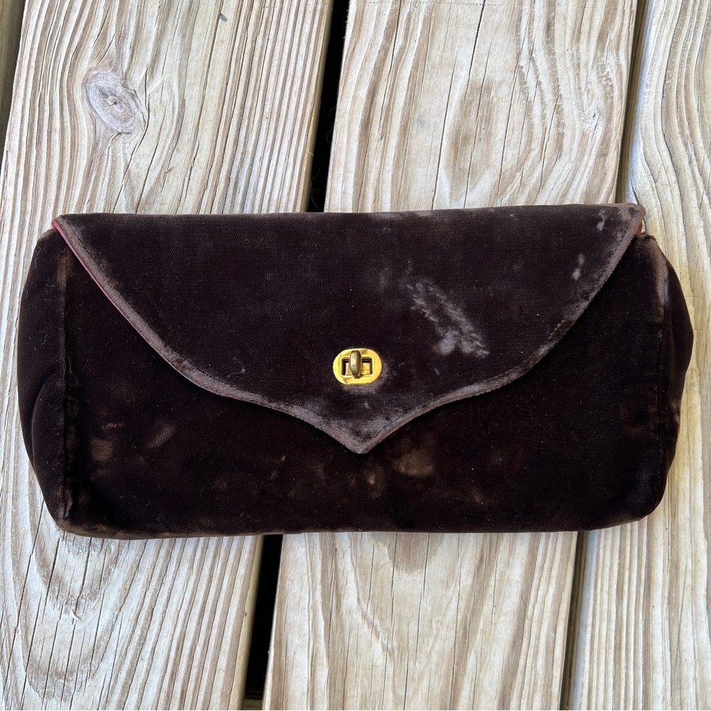Vintage velvet turnlock kiss lock clutch brown Bobbie Jerome